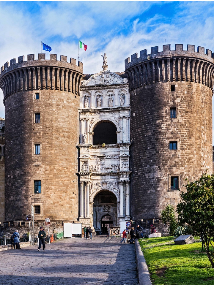 Castel Nuovo Neapel